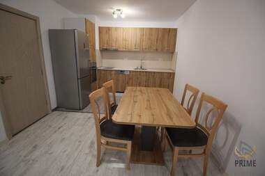 Închiriere - Apartament în Slaveîkov,  Burgas