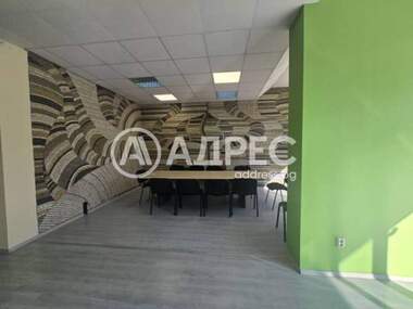 Ενοίκιο - Κατάστημα σε Център,  Пловдив