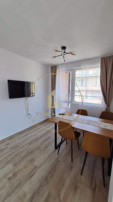 Kira - Apartman olarak Vazrajdane 1,  Varna