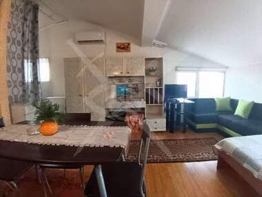 Închiriere - Apartament în Kamenița 2,  Plovdiv