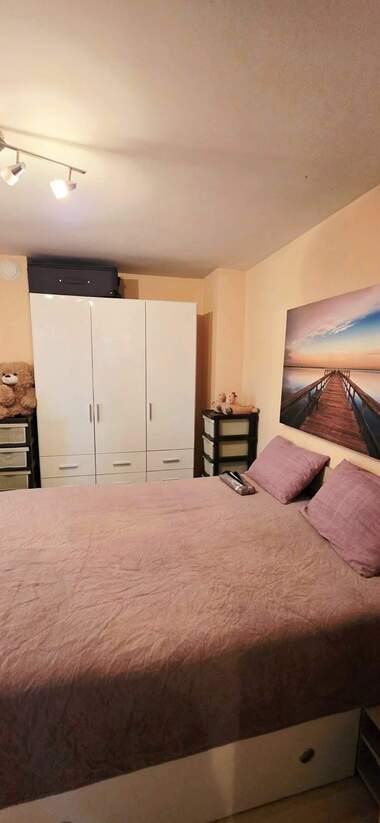 Vânzare - Apartament în Dianabad,  Sofia