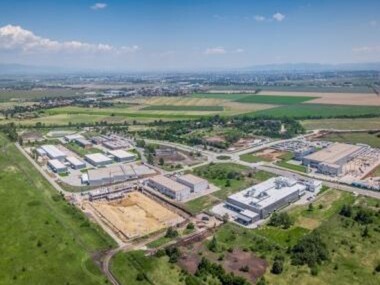 Real estate for rent in neighborhood Industrialna zona-Iug, city Plovdiv