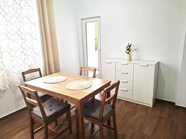 Miete - Wohnung in Zentar,  Razgrad