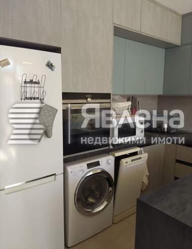 Vânzare - Apartament în Lozeneț,  Burgas