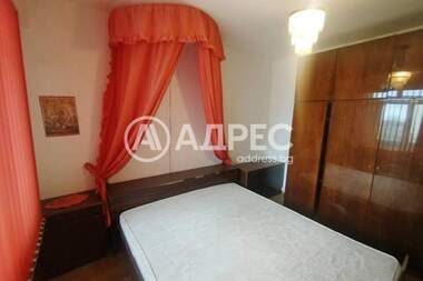 Vânzare - Apartament în Hale,  Iambol