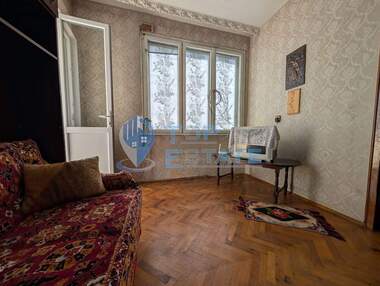 Vânzare - Etaj din casă în Pavlikeni,  Veliko Tărnovo
