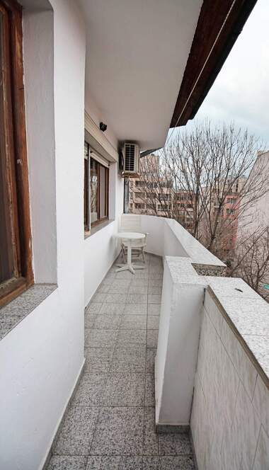 Închiriere - Apartament în Lazur,  Burgas