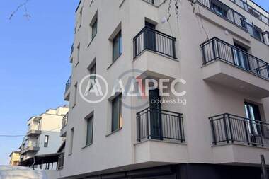 Vânzare - Apartament în Liulin-țentăr,  Sofia