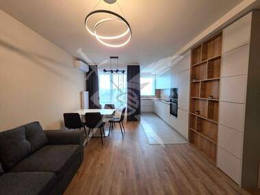 Închiriere - Apartament în Lagera,  Sofia