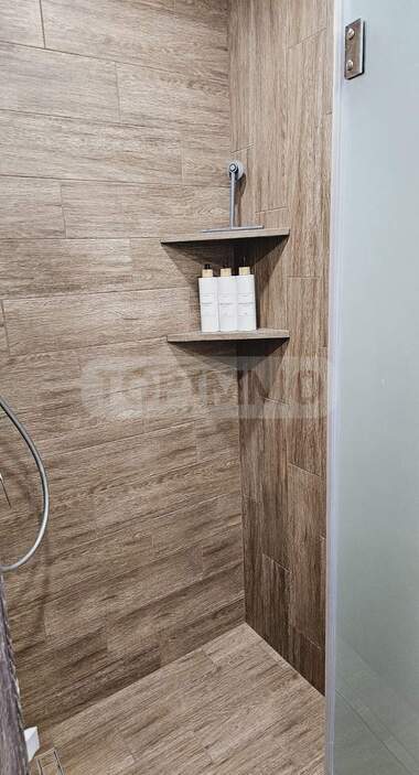 Închiriere - Apartament în Kolhozen pazar,  Varna