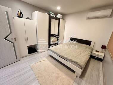 Vânzare - Apartament în Center,  Șumen