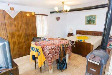 For sale - House in Voditsa,  Varna