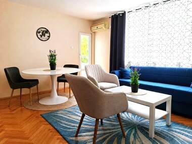 Miete - Wohnung in Zentar,  Razgrad