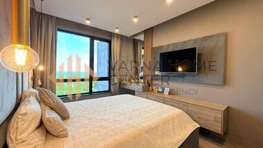 Închiriere - Apartament în Sfinții Constantin și Elena,  Varna