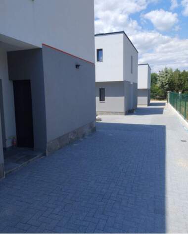 For sale - House in Borovec - Iug,  Varna