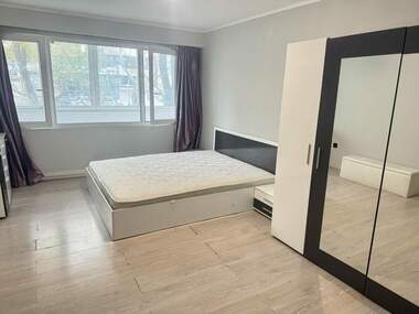 Verkauf - Wohnung in Rodina 1,  Ruse