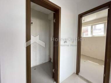 Vânzare - Apartament în Ceernomoreț,  Burgas