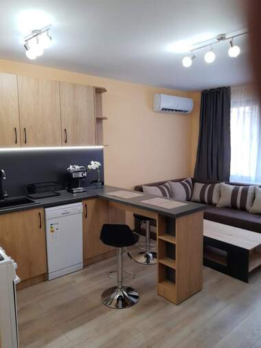 Miete - Wohnung in Mladejki halm,  Plowdiw