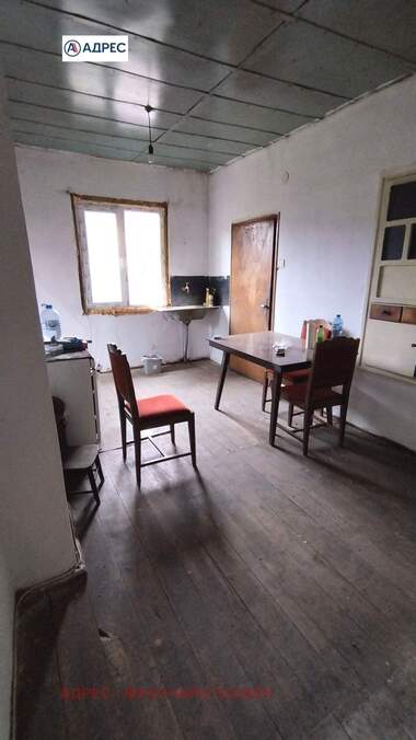 For sale - House in Gorno Trape,  Lovech