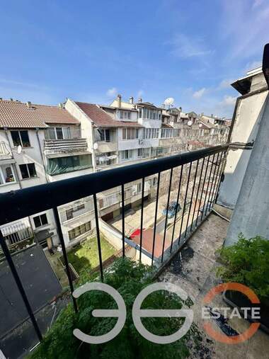 For sale - Apartment in Liatno kino Trakia,  Varna