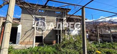 Satış - Ev olarak Karnare,  Plovdiv