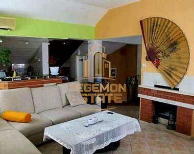 Vânzare - Apartament în Center,  Varna