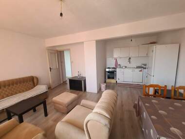 For sale - Apartment in Kamenni,  Haskovo