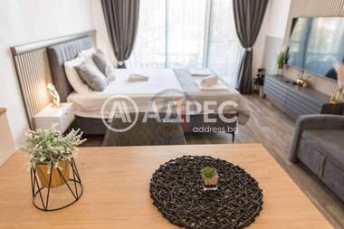 Vânzare - Apartament în Sfinții Constantin și Elena,  Varna