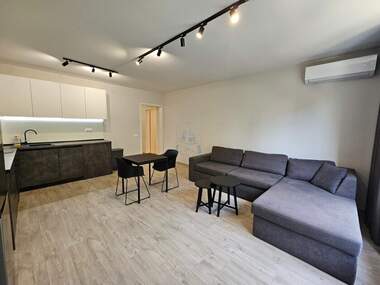 Verkauf - Wohnung in Center,  Sovia