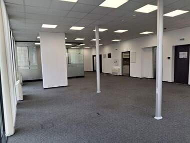 Kira - Ofis olarak Center,  Sofia