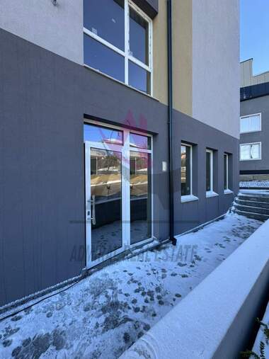 Miete - Laden in Izgrew,  Warna