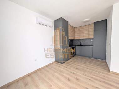 Vânzare - Apartament în Văzrajdane 3,  Varna