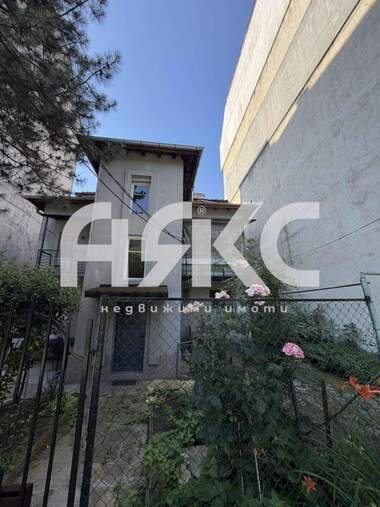 Satış - Apartman olarak Oborishte,  Sofia