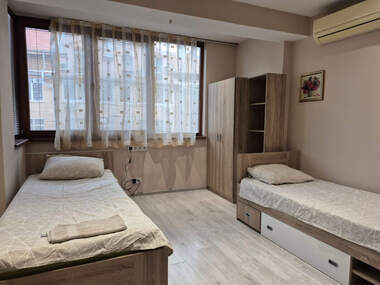 For rent - Apartment in Lazur,  Burgas