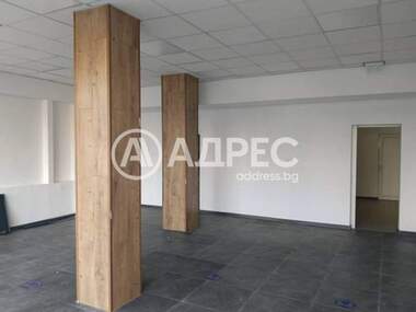 Ενοίκιο - Κατάστημα σε Център,  Пловдив