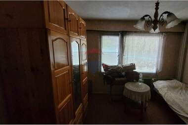 Продажба - Апартамент в Родина 1,  Русе