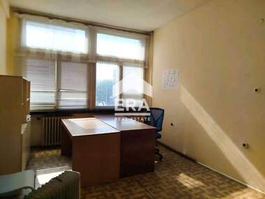 For sale - Office in Shirok centar,  Lovech