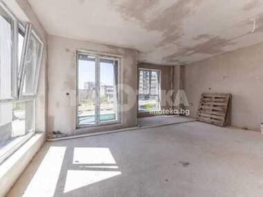 For sale - Apartment in Vazrajdane 1,  Varna