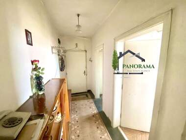 Vânzare - Apartament în Center,  Șumen