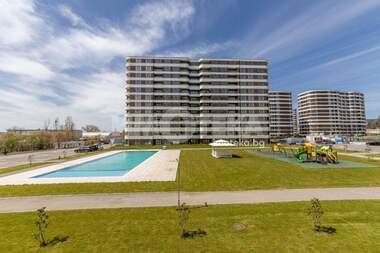 Продажба - Апартамент в Гранд Мол,  Варна
