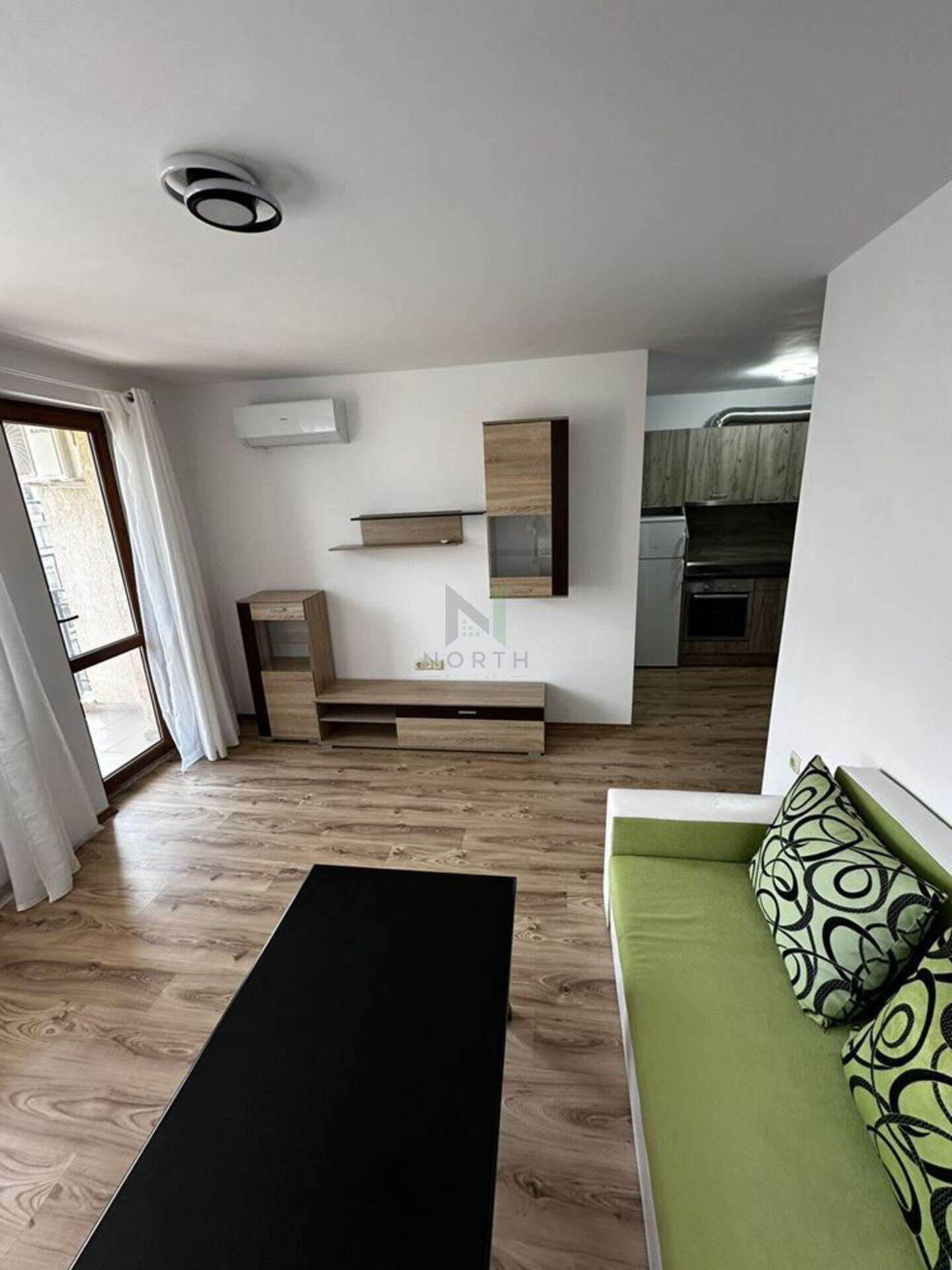 Cu două camere Apartament în Levski, Varna – fotografia 2