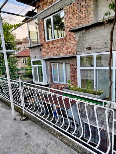 For sale - Floor of a house in Karlovo,  Plovdiv