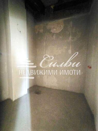Продажба - Апартамент в Гривица,  Шумен