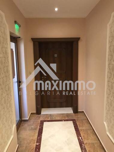 For sale - Apartment in Alen mak,  Varna