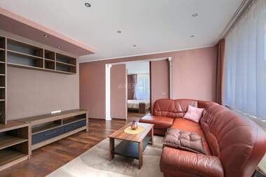 For sale - House in Vladaia,  Sofia