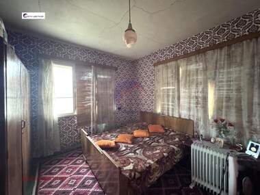 Verkauf - Etage von Haus in Zentar,  Wraza