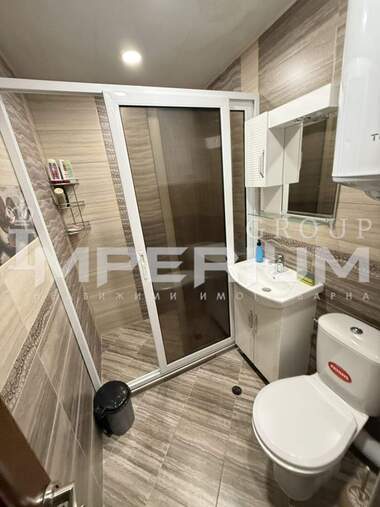 Închiriere - Apartament în Kazașko,  Varna