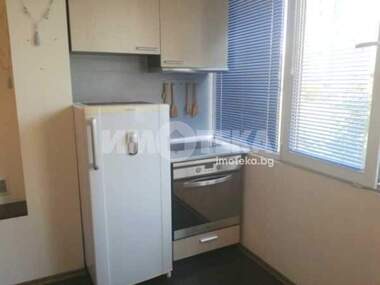 Miete - Wohnung in Nadejda 3,  Sovia