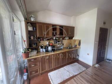 For sale - Apartment in Kiuchuk Parij,  Plovdiv