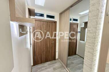 Închiriere - Apartament în Center,  Varna